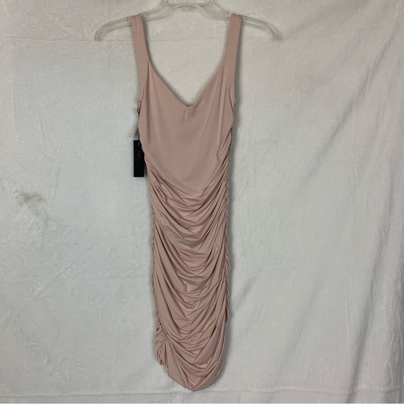 ten by babaton xxs baby pink ruched v neck mini dress - Picture 15 of 16